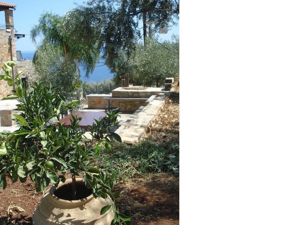 Ferienwohnung Athina Ecofarm Epidaurus Exterior foto